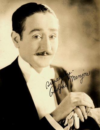 El actor Adolphe Menjou apoyó la "Caza"