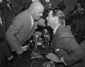 J. Parnell Thomas con el actor Robert Taylor